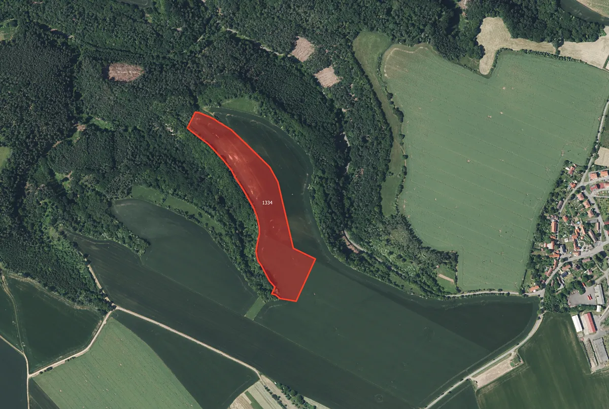 Prodej pole 51372 m²